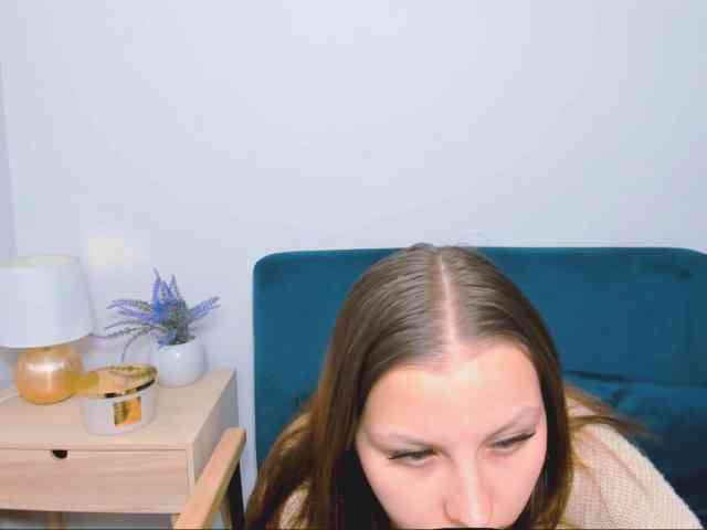 MillyAdorable webcam