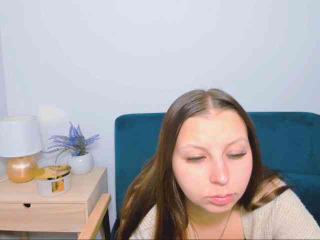 MillyAdorable webcam