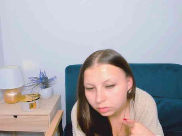 MillyAdorable webcam