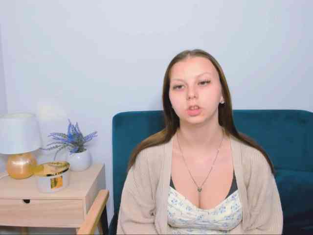 MillyAdorable webcam