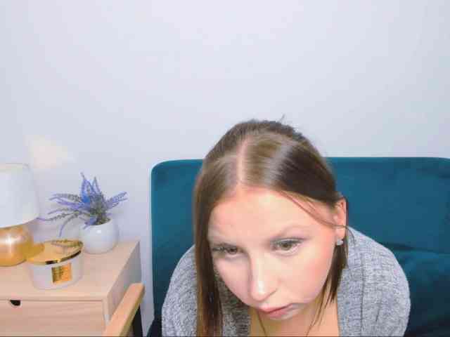 MillyAdorable webcam