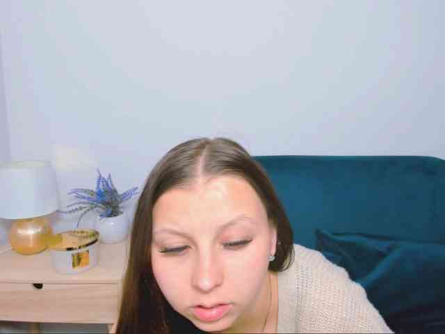 MillyAdorable webcam