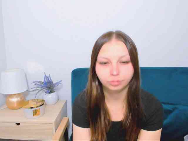 MillyAdorable webcam