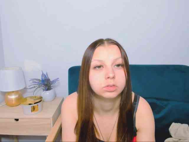 MillyAdorable webcam