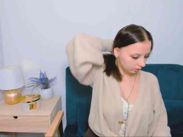 MillyAdorable webcam