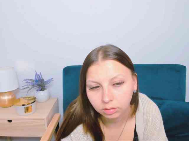MillyAdorable webcam
