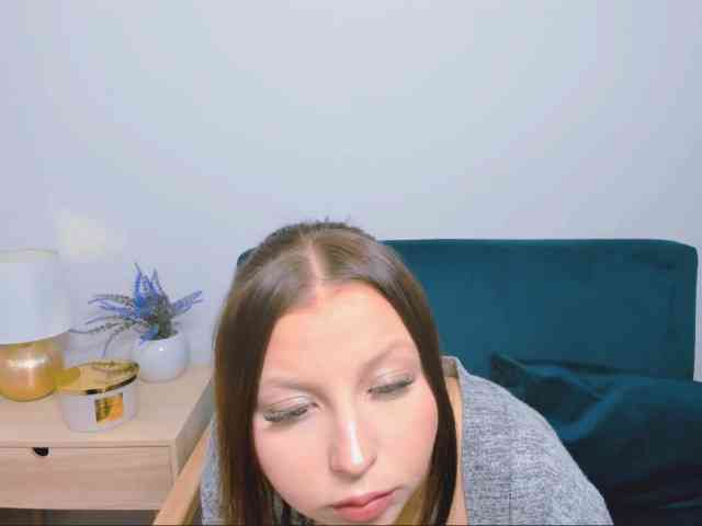 MillyAdorable webcam