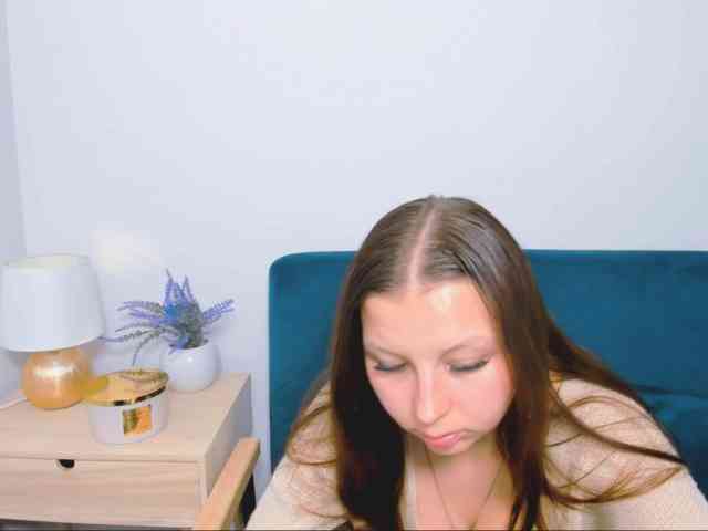 MillyAdorable webcam