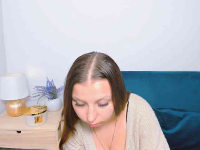 MillyAdorable webcam