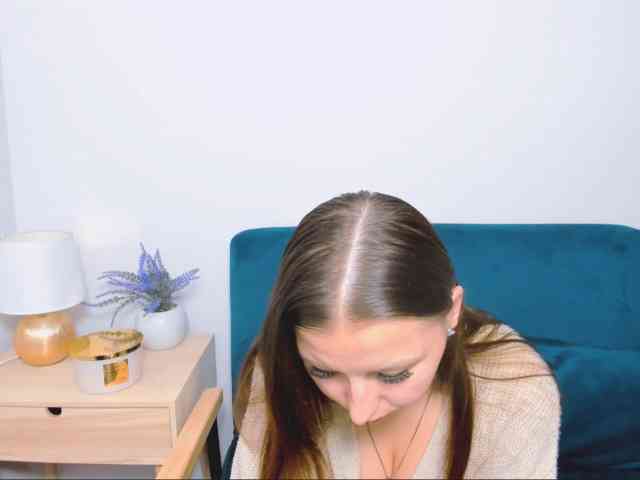 MillyAdorable webcam