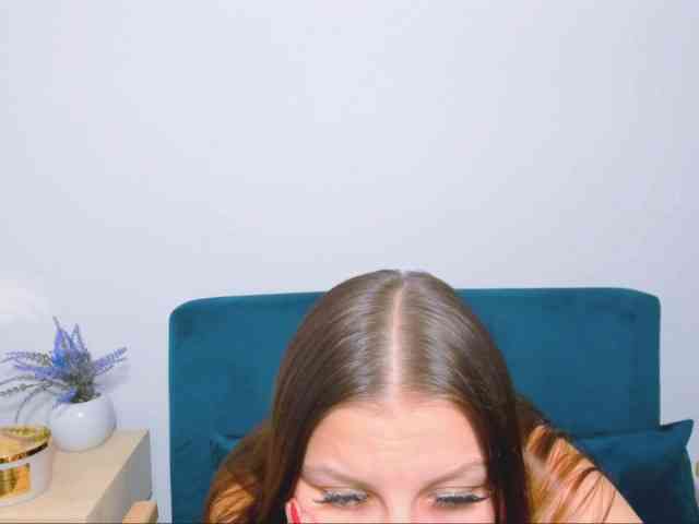 MillyAdorable webcam