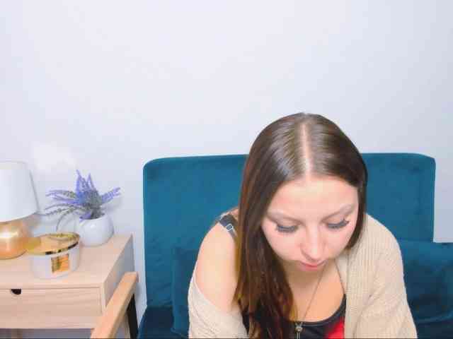 MillyAdorable webcam
