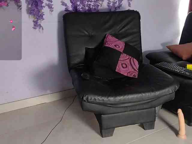 Mmdanielamm webcam