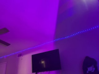 OfficialCreamBee Porn Show