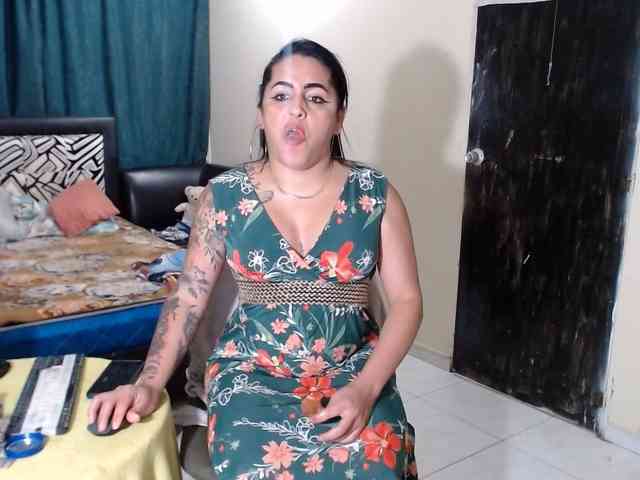 fashionstrans Live Webcam on BongaCams