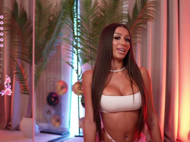 JuliaQuinn live cam on BongaCams