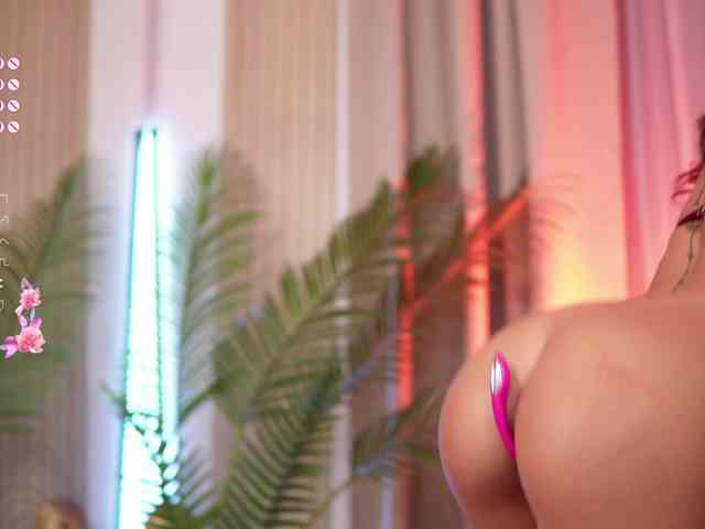 JuliaQuinn webcam
