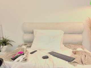 BellaCatalina Porn Show