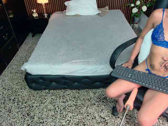 BellaCatalina webcam