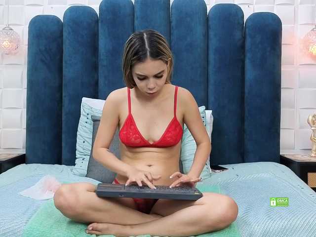 AmeliaSterling live cam on BongaCams