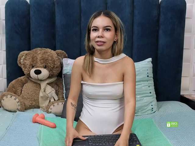 AmeliaSterling live cam on BongaCams