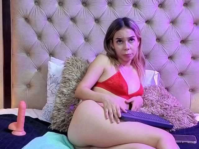AmeliaSterling live cam on BongaCams