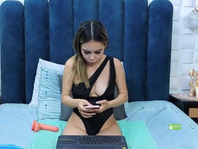 AmeliaSterling live cam on BongaCams