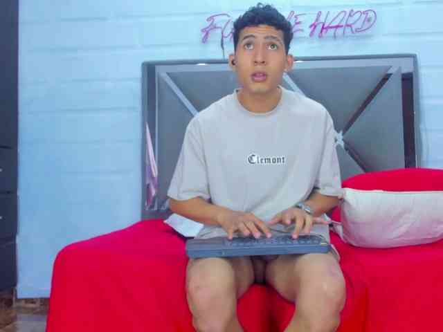 PlayMatesX- PlayMatesX-