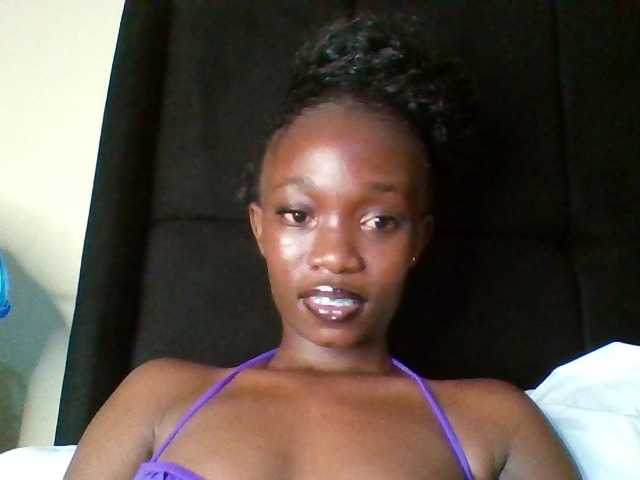 kourtcali live cam on BongaCams