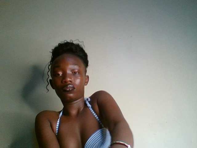 kourtcali live cam on BongaCams