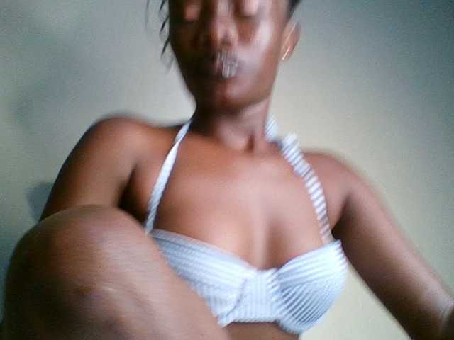 kourtcali live cam on BongaCams