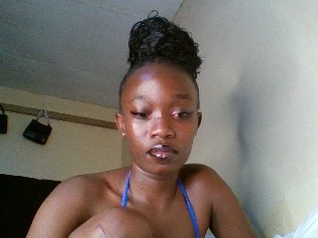 kourtcali live cam on BongaCams