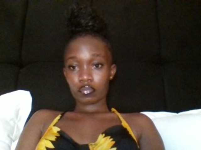 kourtcali live cam on BongaCams