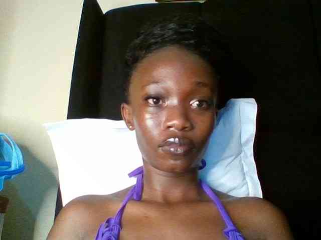 kourtcali webcam