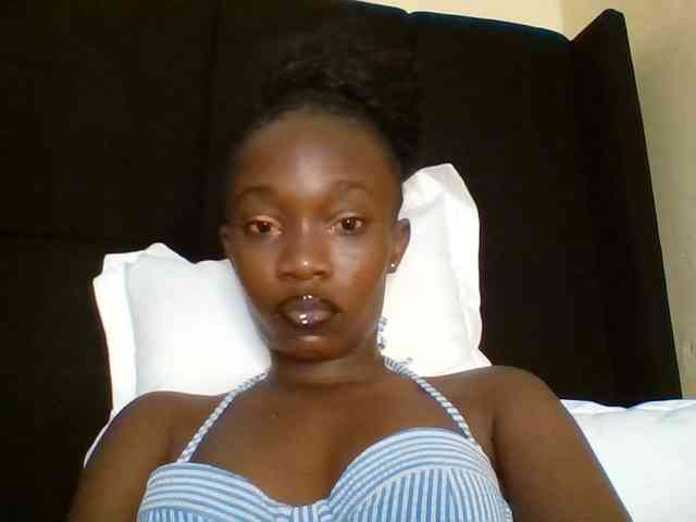 kourtcali webcam