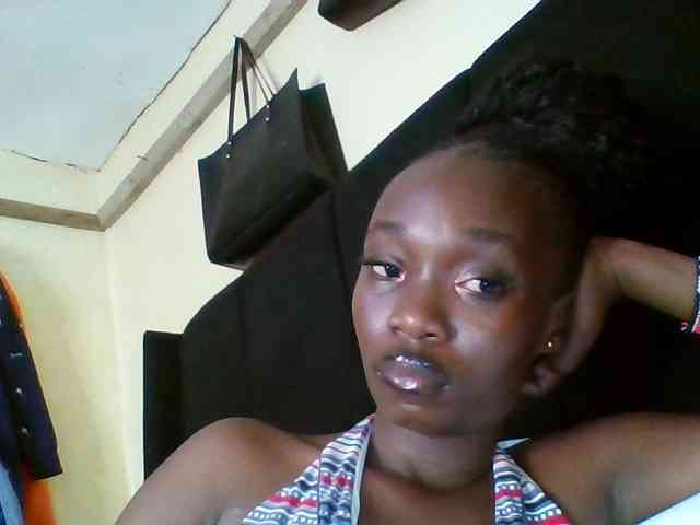 kourtcali webcam