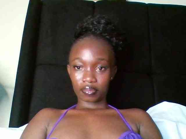 kourtcali webcam