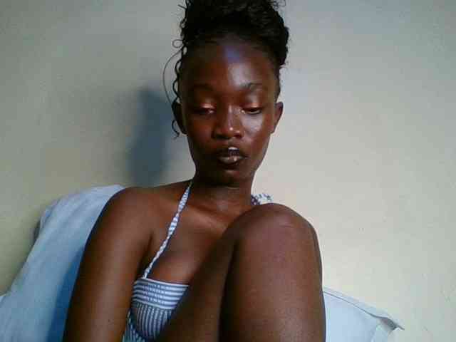 kourtcali webcam