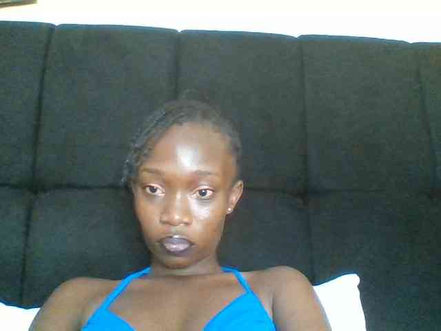 kourtcali webcam