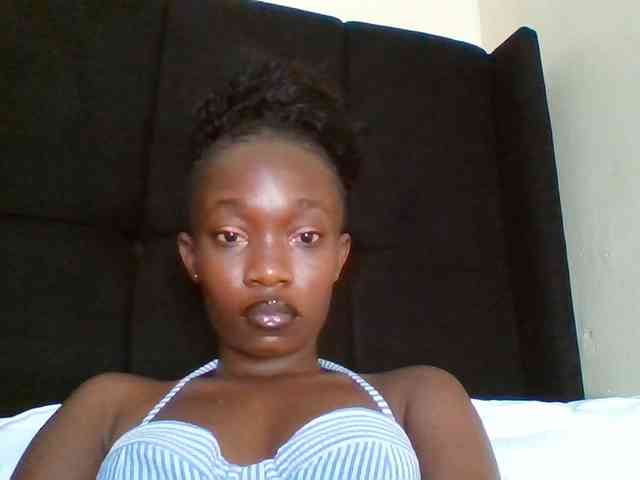 kourtcali webcam