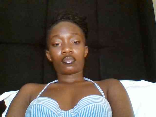 kourtcali webcam
