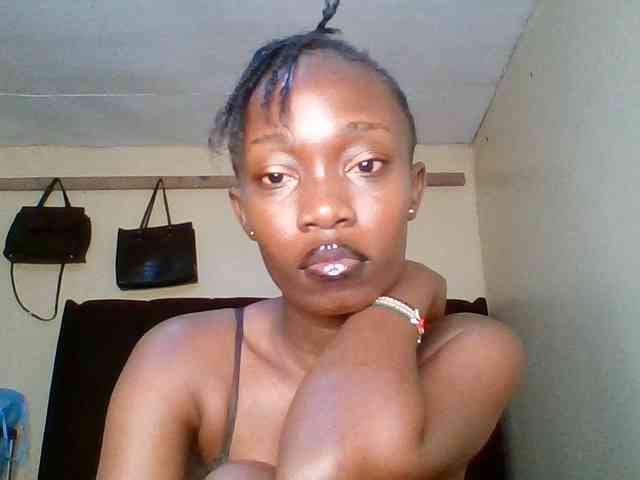 kourtcali webcam