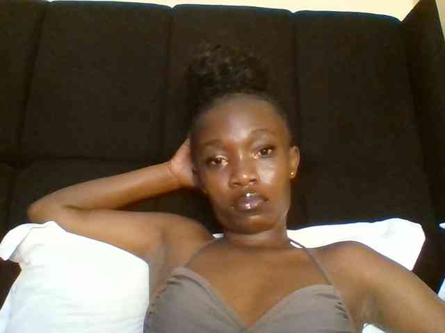kourtcali webcam