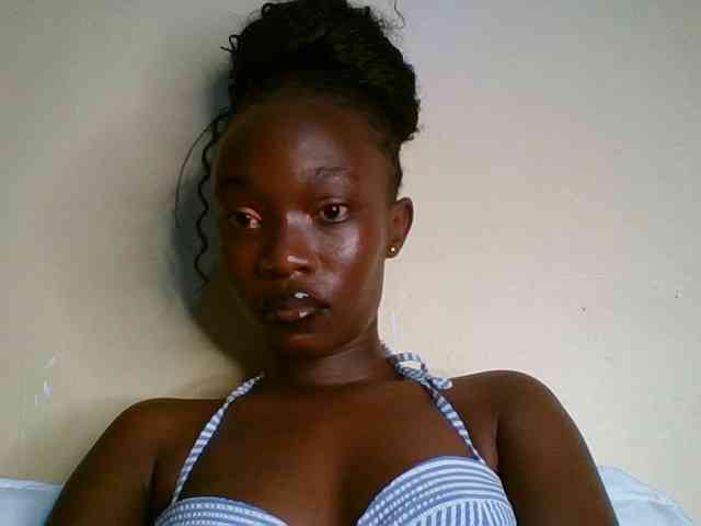 kourtcali webcam