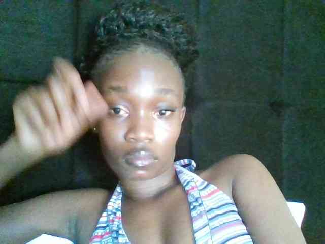 kourtcali webcam