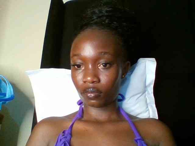 kourtcali webcam