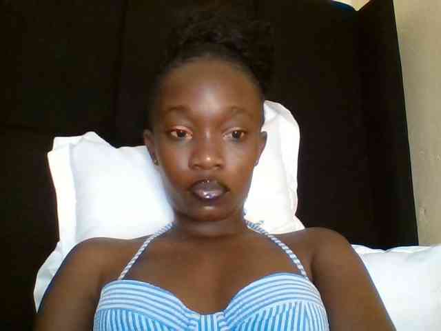 kourtcali webcam