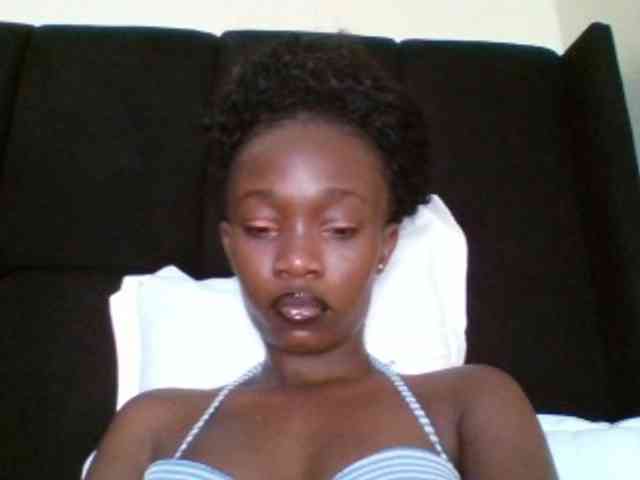 kourtcali webcam