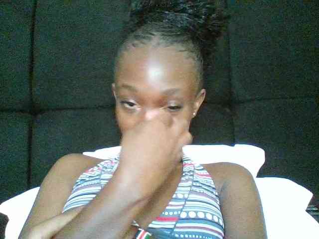kourtcali webcam