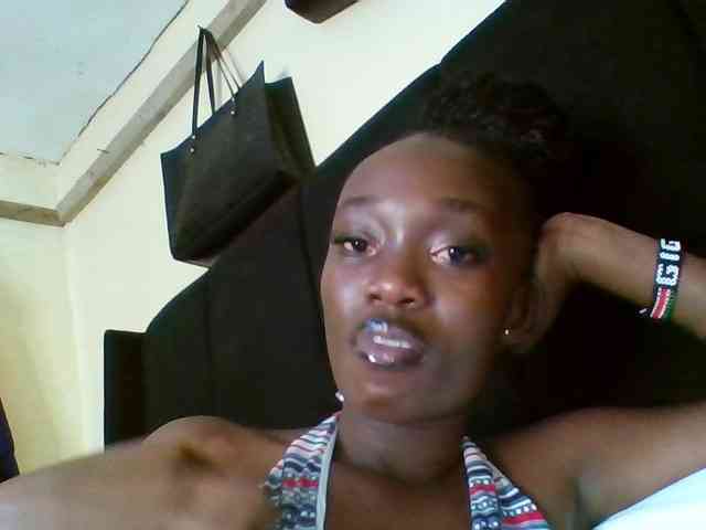 kourtcali webcam